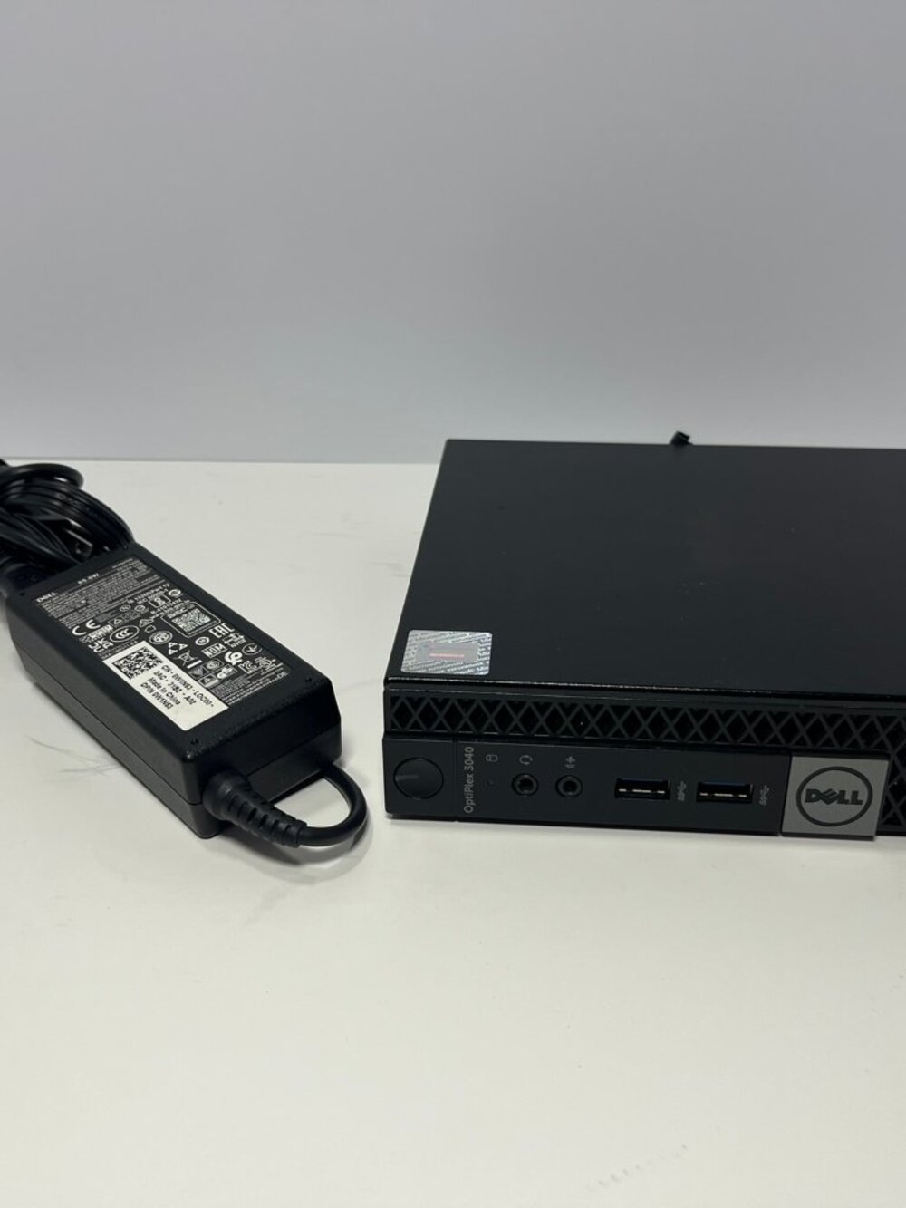 Dell OptiPlex 3040 Micro PC i5 2.50GHz CPU 256GB SSD 16GB RAM WIN 11 PRO WiFi
